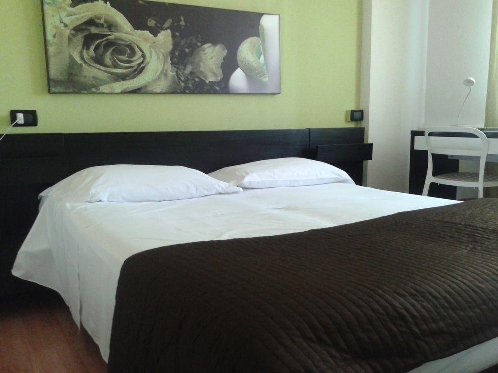 Hotel Duarte ボルディゲーラ エクステリア 写真
