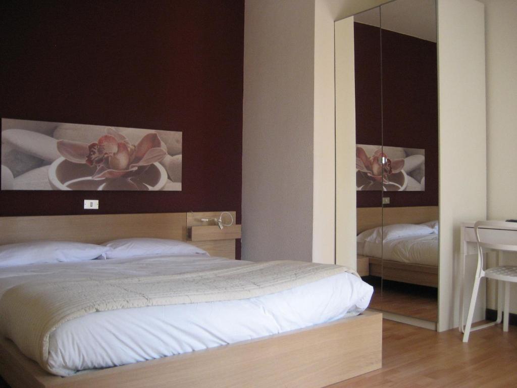 Hotel Duarte ボルディゲーラ エクステリア 写真